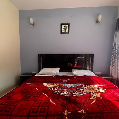 100 Stairs Holiday Home Mussoorie Buitenkant foto