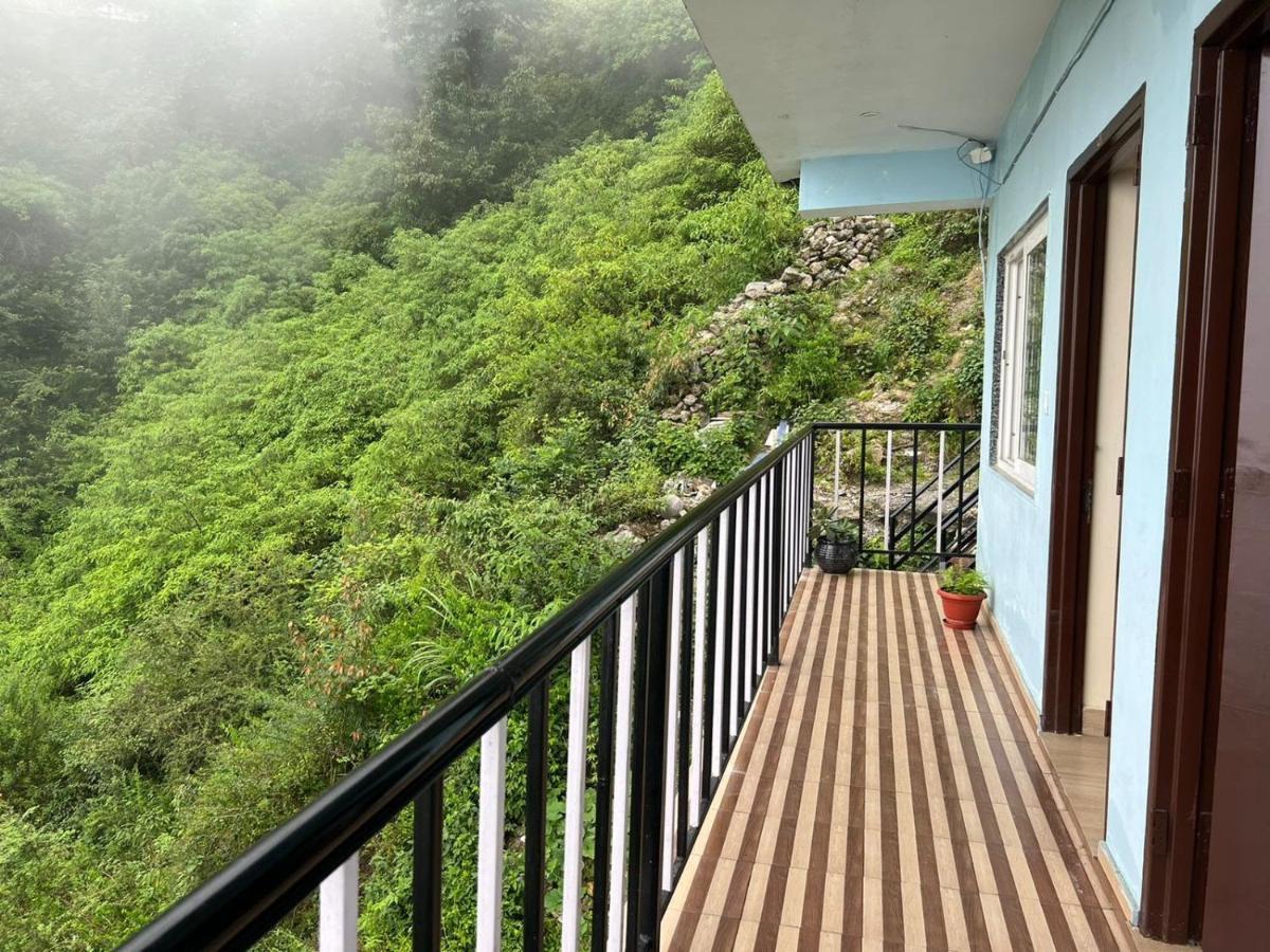 100 Stairs Holiday Home Mussoorie Buitenkant foto