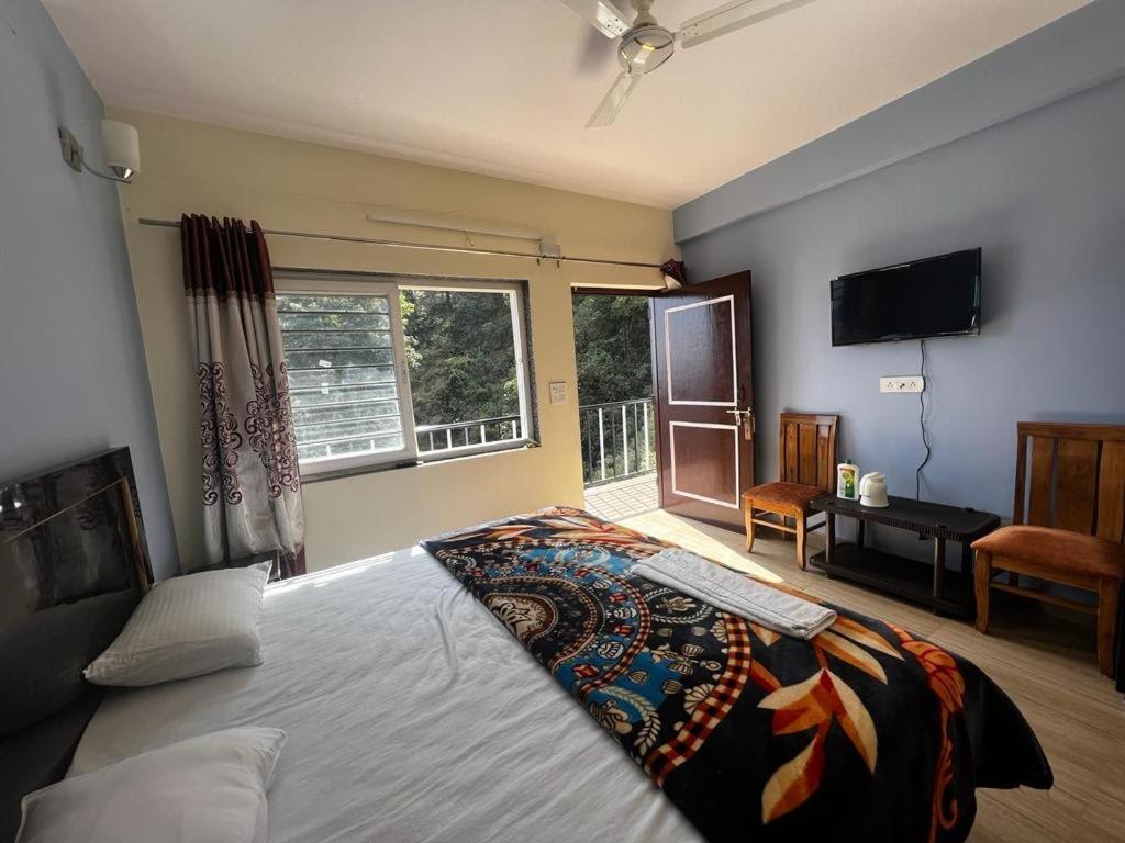 100 Stairs Holiday Home Mussoorie Buitenkant foto