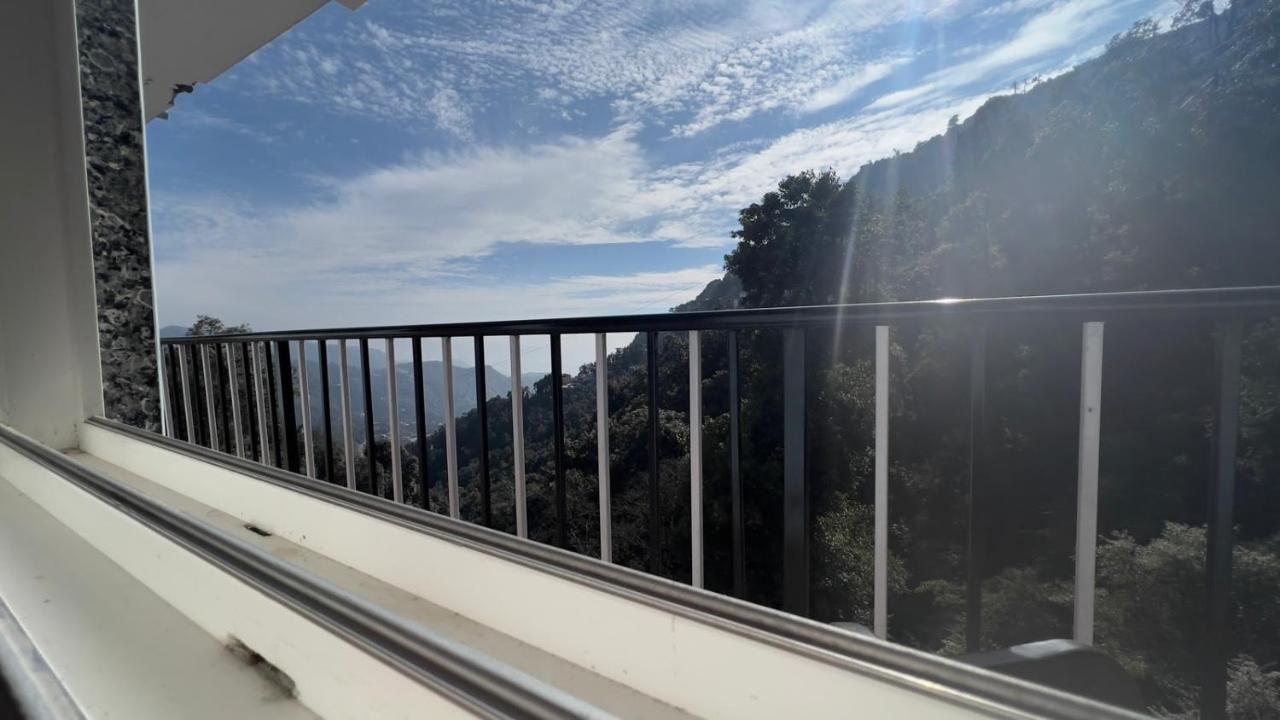 100 Stairs Holiday Home Mussoorie Buitenkant foto
