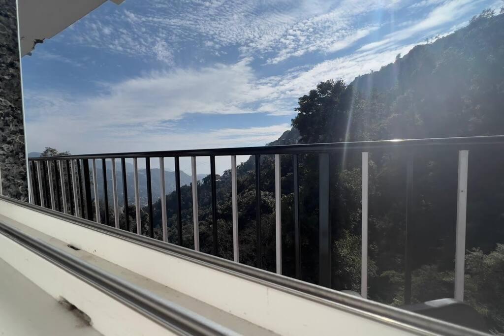 100 Stairs Holiday Home Mussoorie Buitenkant foto