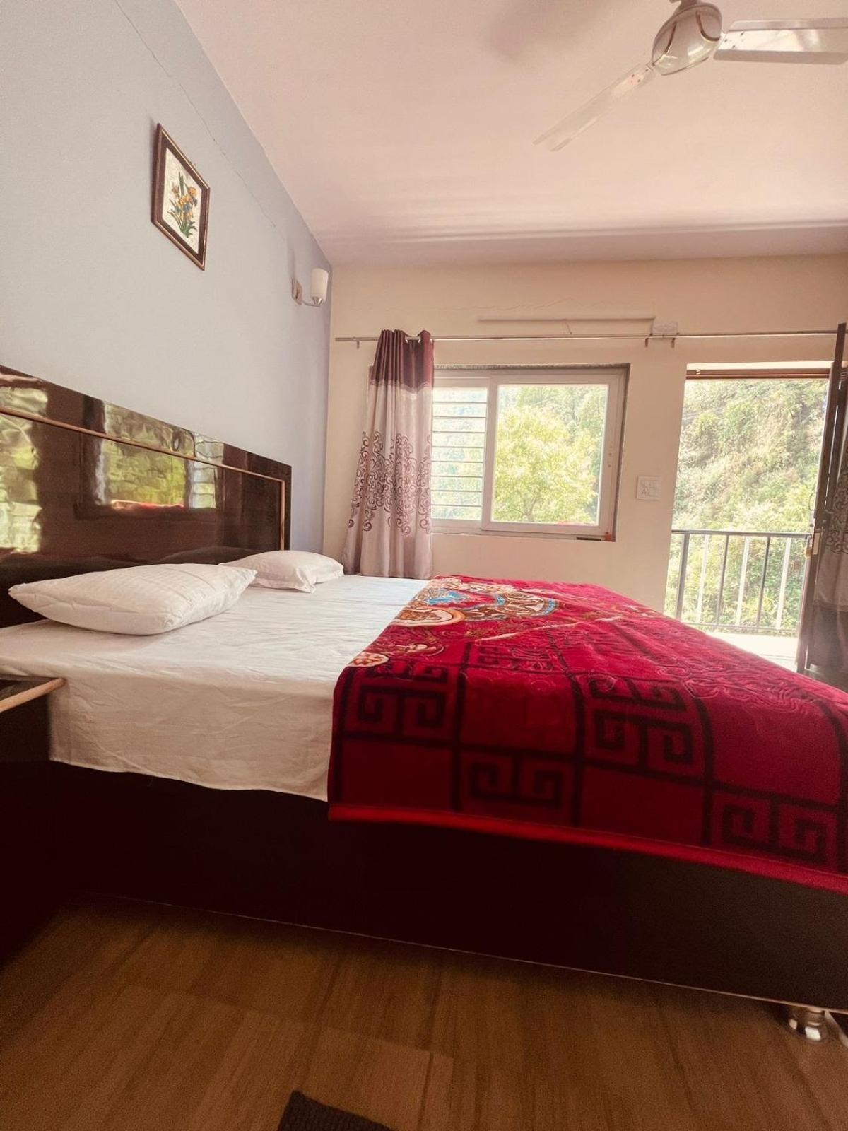 100 Stairs Holiday Home Mussoorie Buitenkant foto