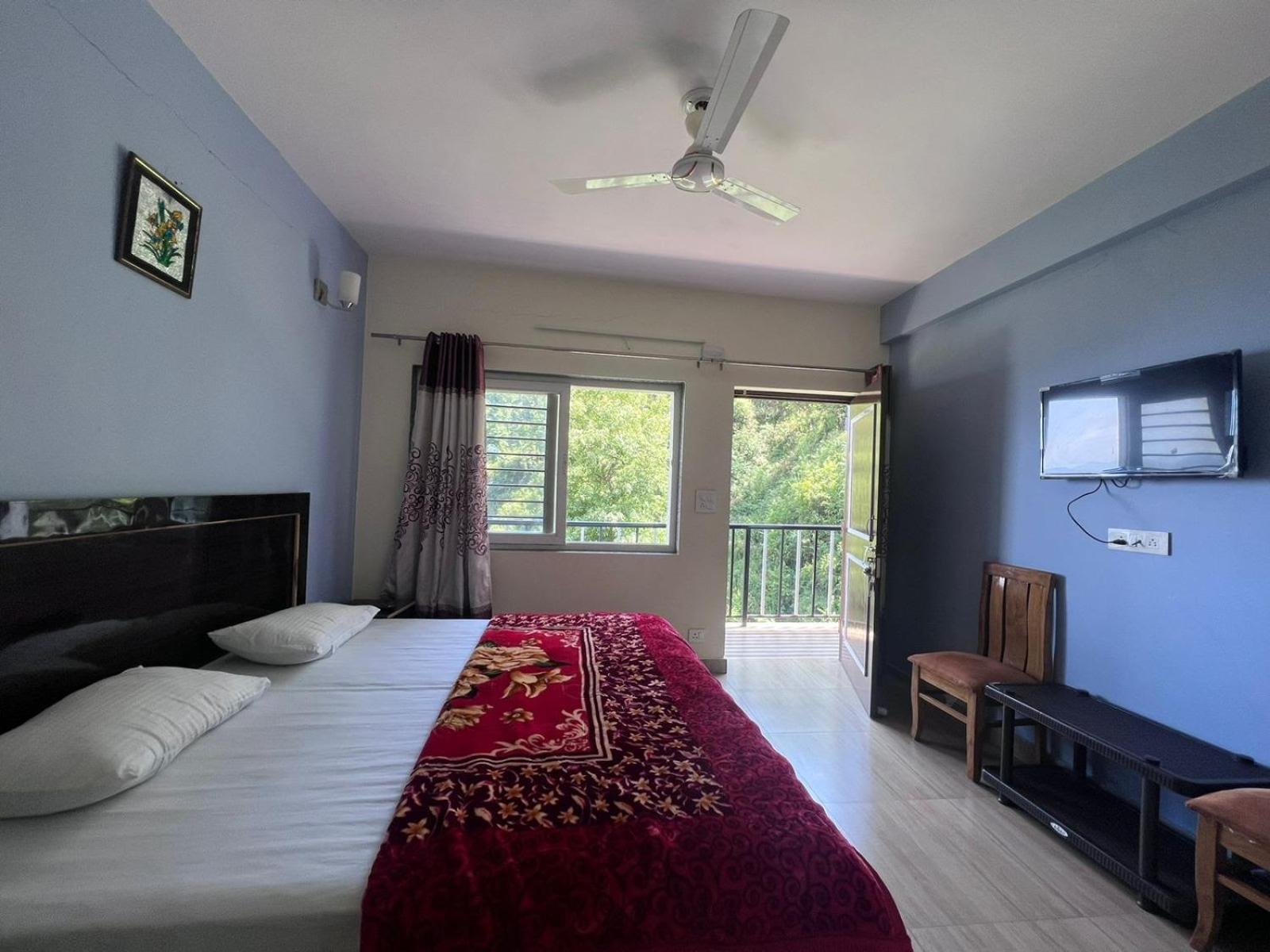 100 Stairs Holiday Home Mussoorie Buitenkant foto