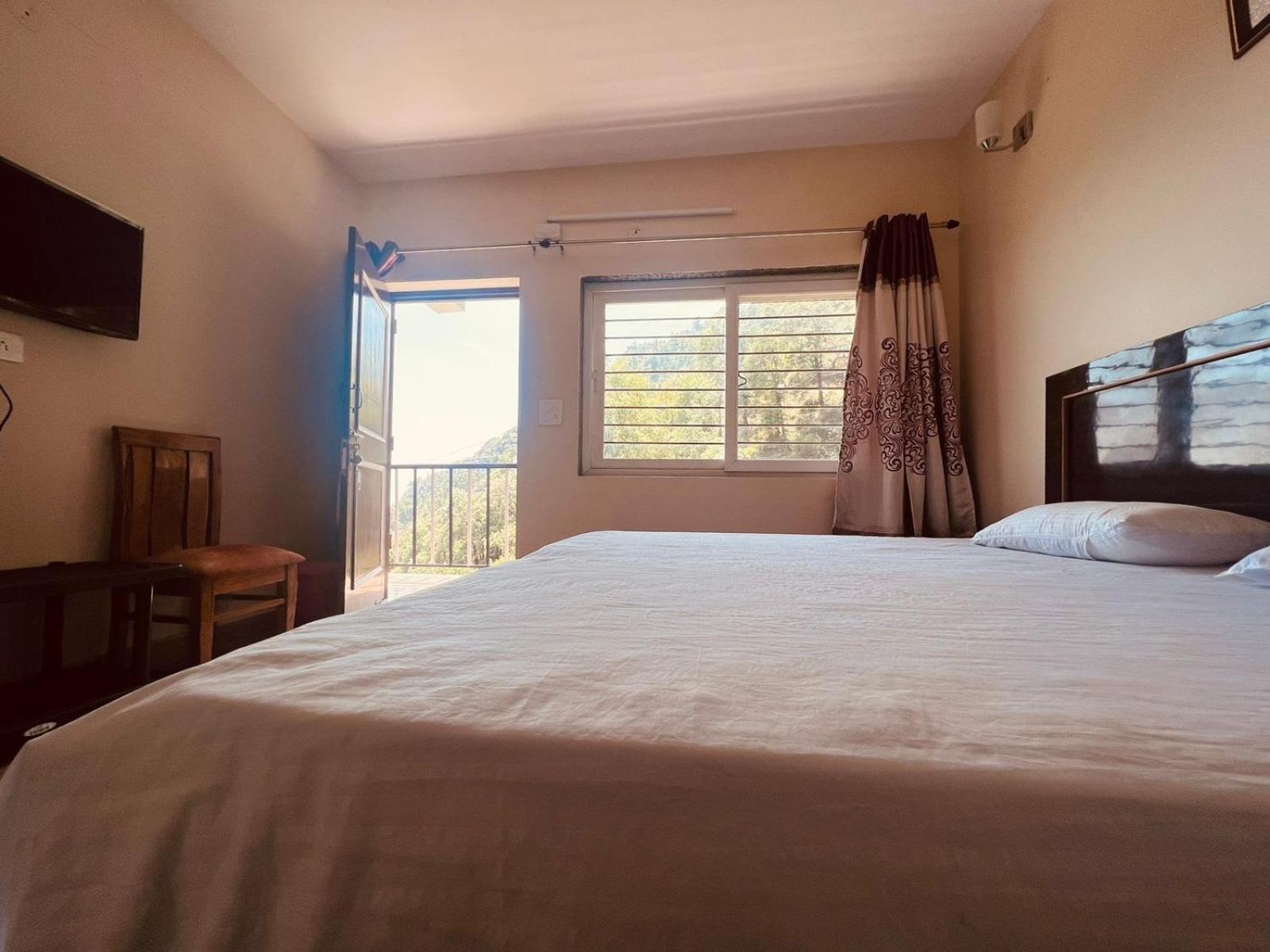 100 Stairs Holiday Home Mussoorie Buitenkant foto